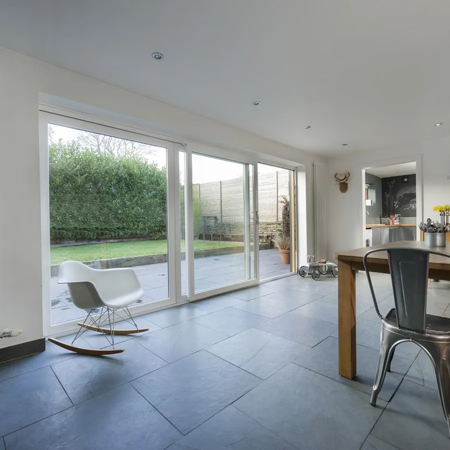 Patio Winchmore Hill